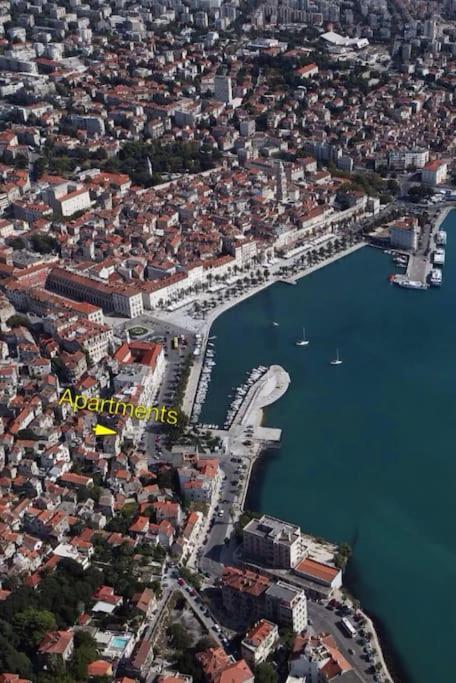 Apartments Toma Split Exteriör bild